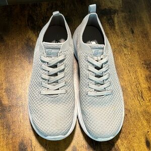 Ladies Skechers Sport Slip On Athletic Shoes Size 9